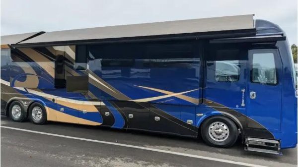 692335b486ccbf4a3d041bf2