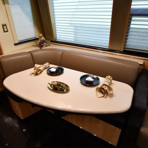 2004prevostroyalexlii_mot072524-06