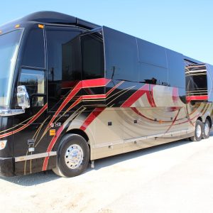 2016 Prevost Outlaw H3-45